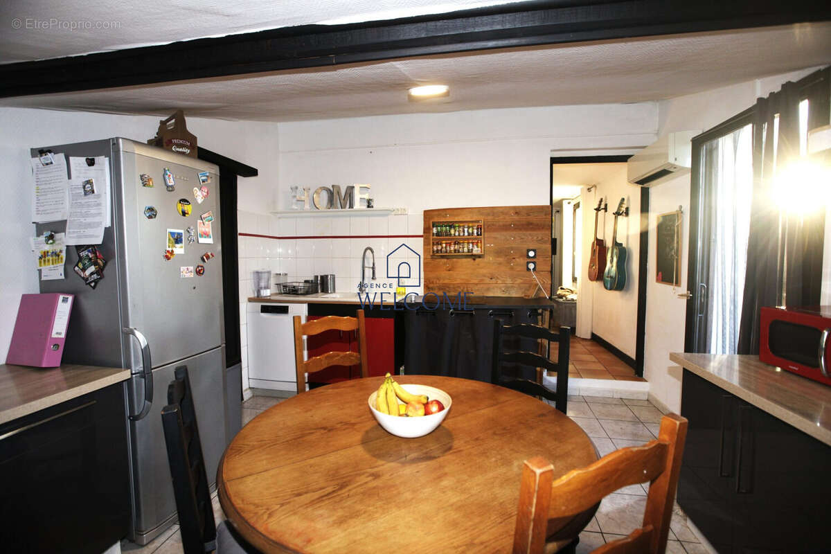 Maison à BAGNOLS-SUR-CEZE