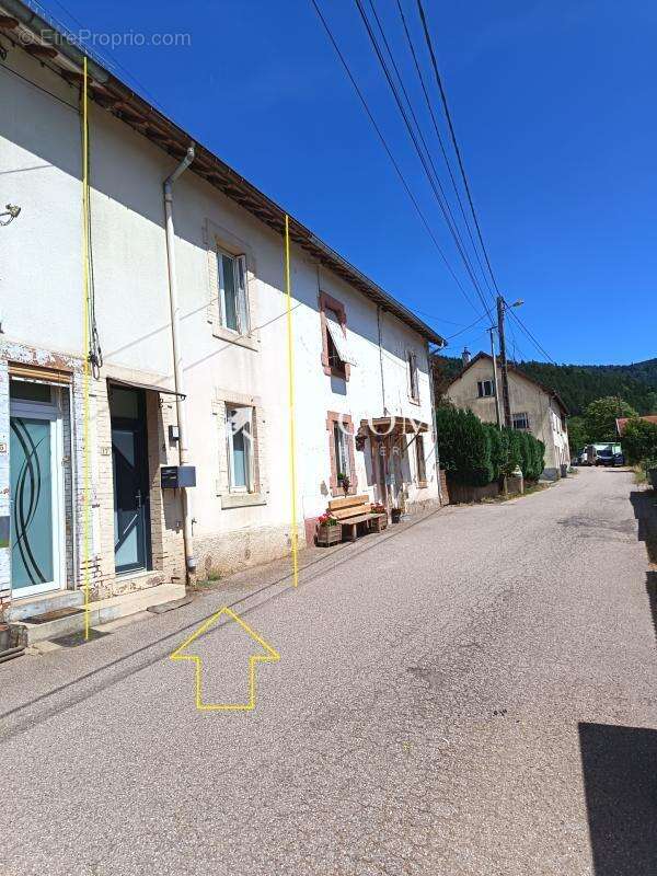 Maison de 76m2 renovee avec garage et place de stationnement - photo 2