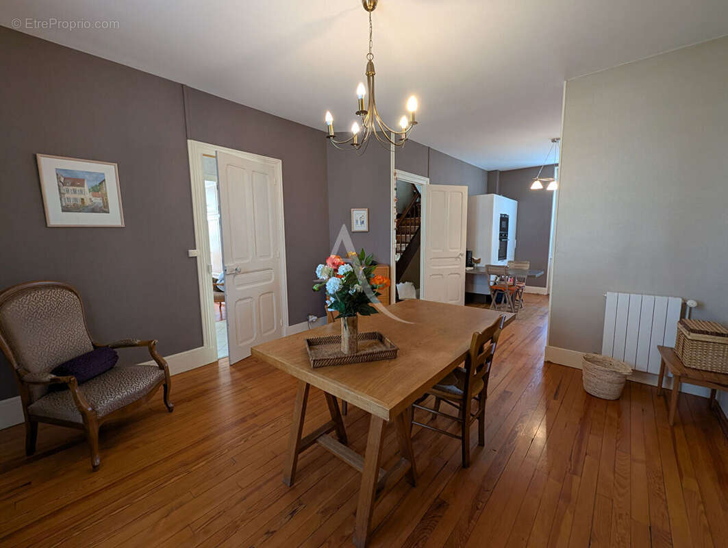 Maison à BOURG-EN-BRESSE