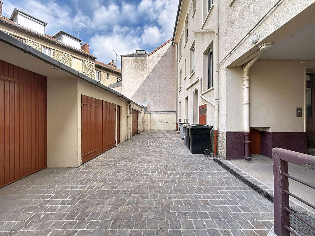 Immeuble de rapport en monopropriété ? melun - 263.73 m2 - photo 2