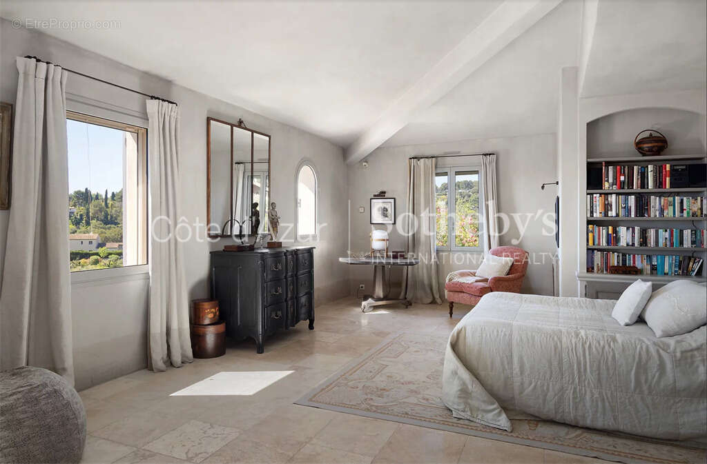 Maison à BIOT