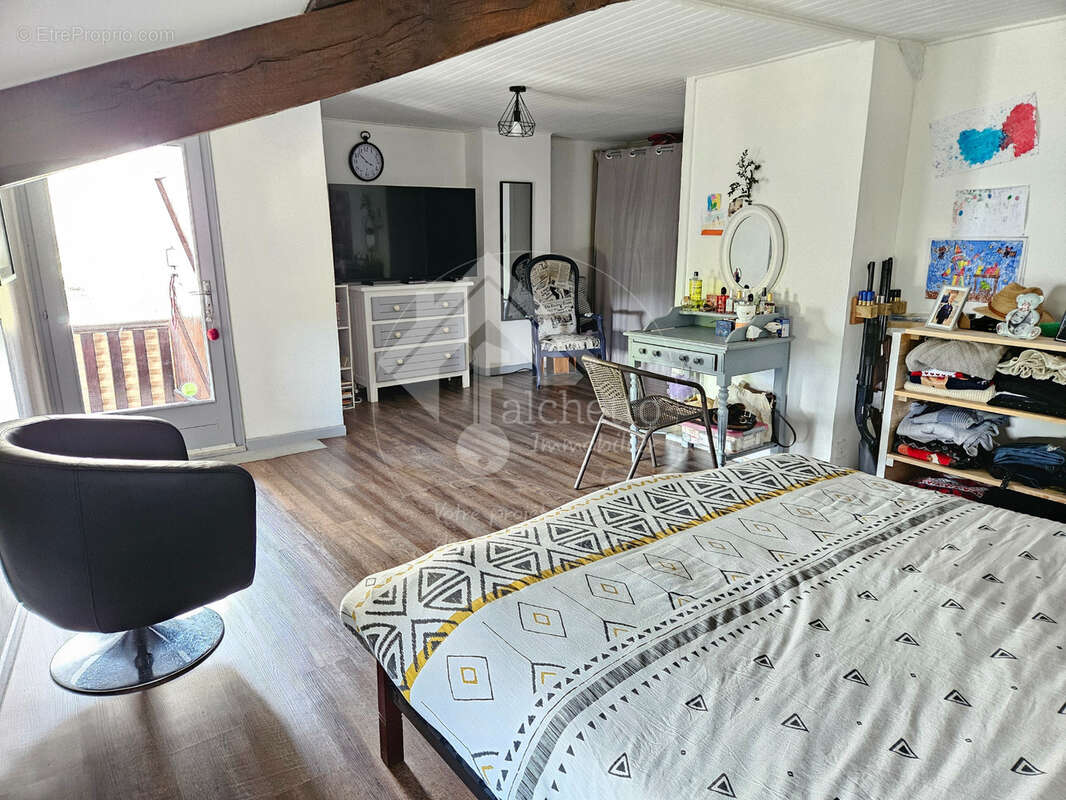 Maison à LAPRUGNE