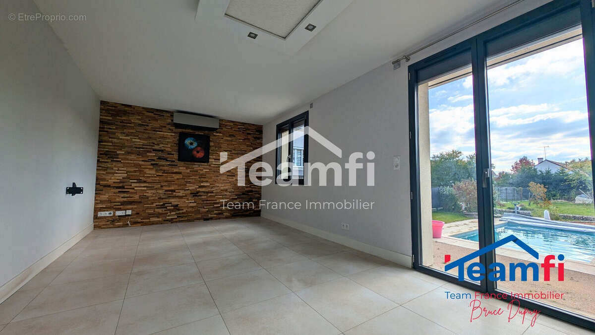 Maison à SAINT-DENIS-EN-VAL