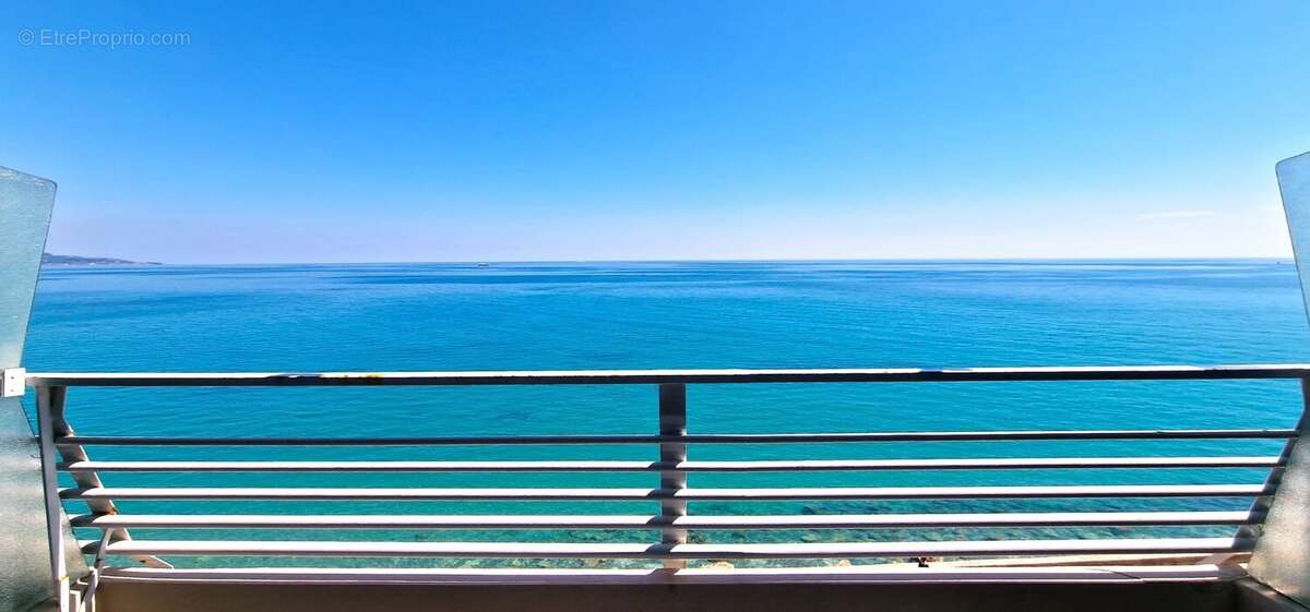 Appartement à MENTON