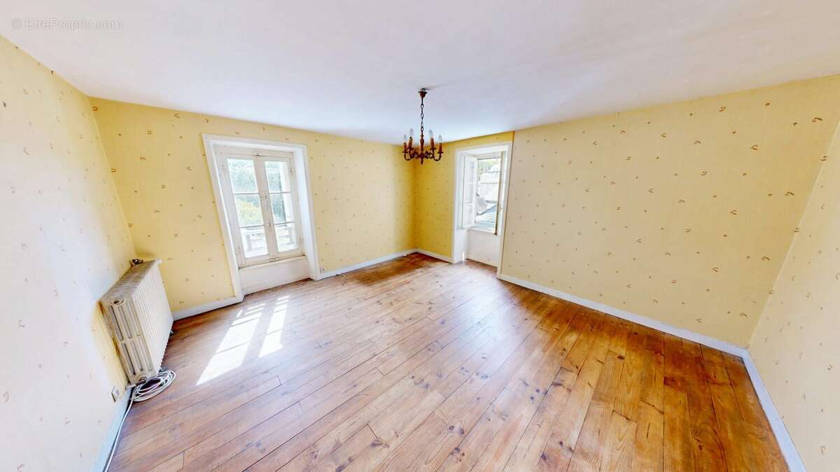 Appartement à LAMBALLE