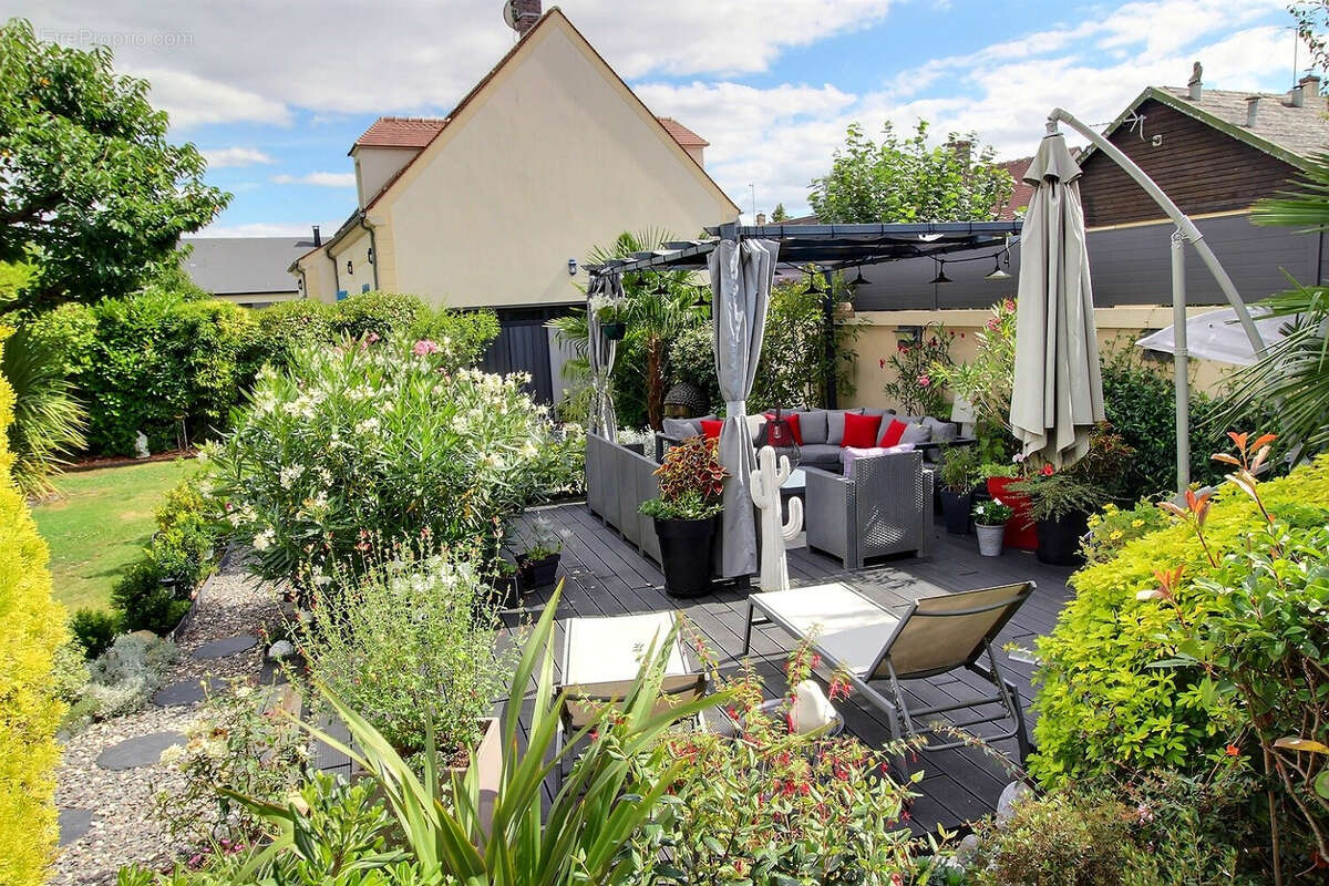 Maison à NOGENT-LE-ROI