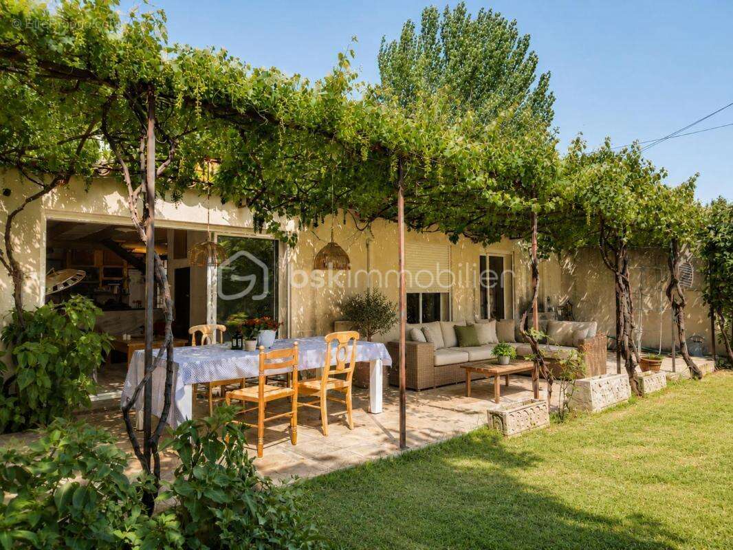 Photo Maison à Avignon au prix de 295 000€