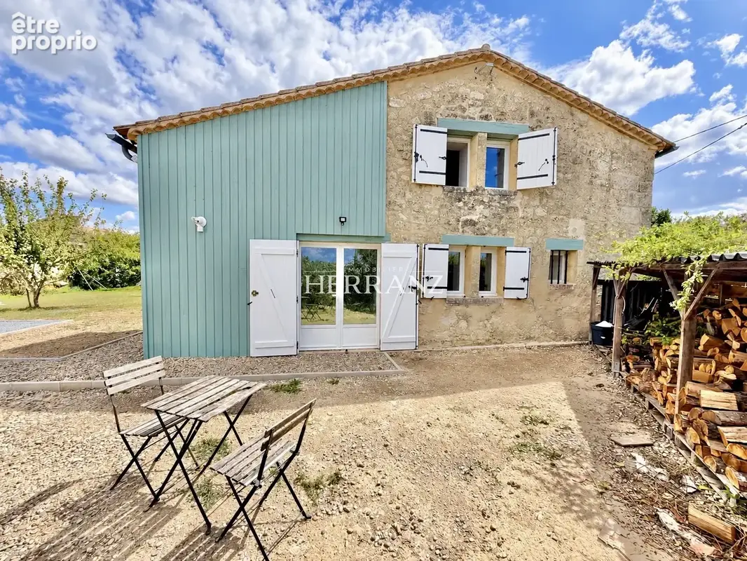 Maison de charme en pierre - 130 m2 -Jardin - Sans travaux - à 3 min de Branne - photo 2