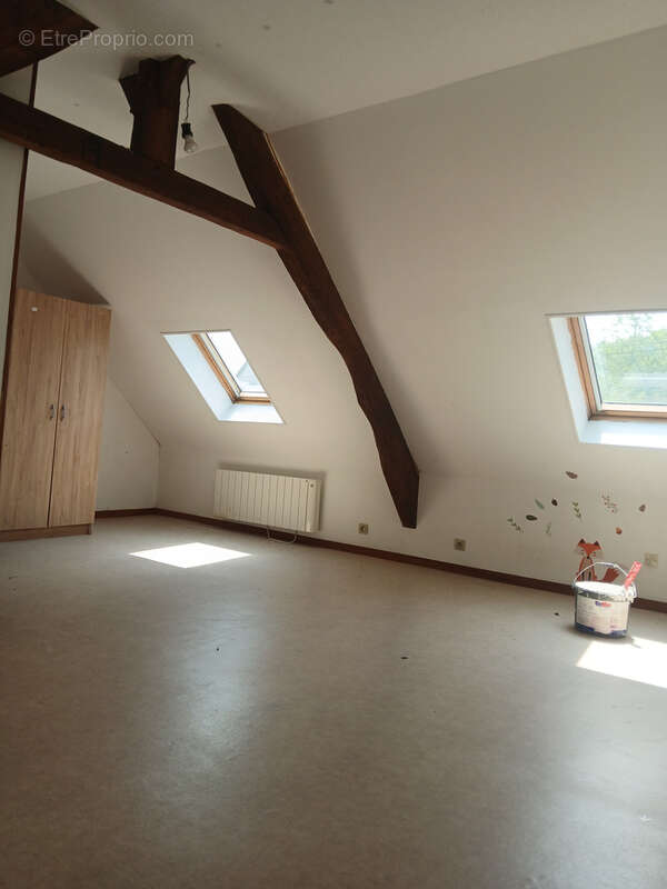 Maison 75 m² à La Guerche-Sur-L'aubois  - photo 8