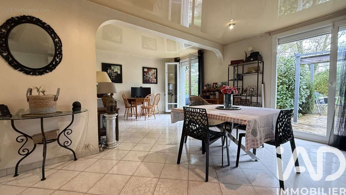 Photo 3 - Maison à LIMEIL-BREVANNES