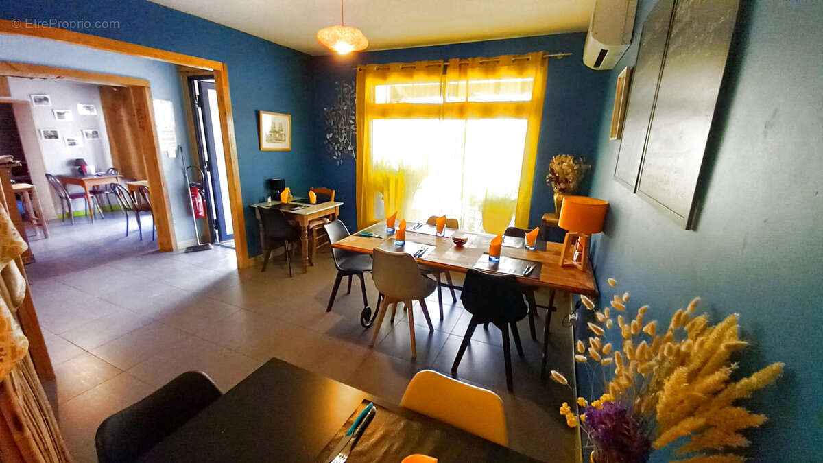 Restaurant avec logement de fonction - photo 6