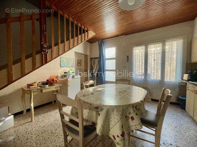 Maison à SAINT-LAURENT-D&#039;AIGOUZE