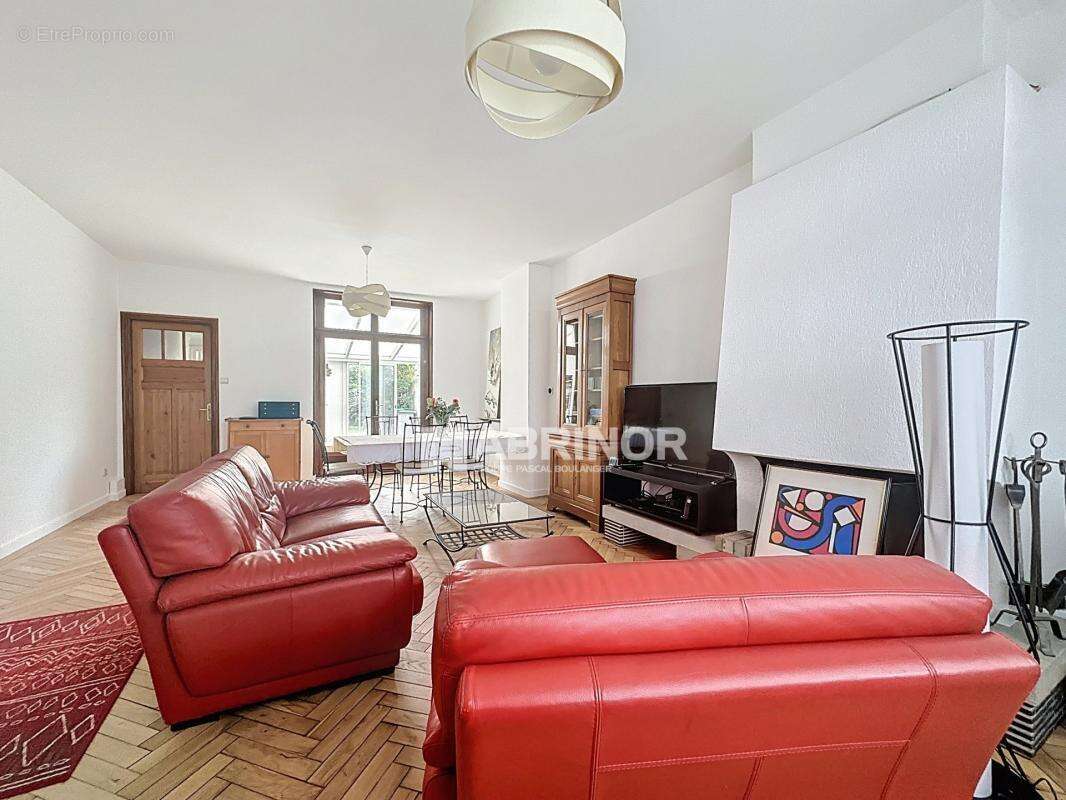 Maison de charme a proximite de l'hippodrome 100m² - photo 4