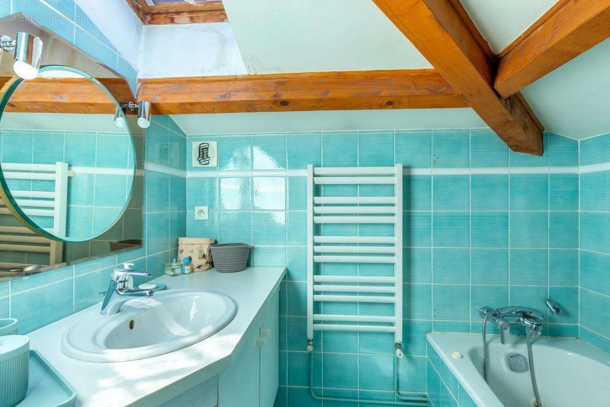 Appartement à TASSIN-LA-DEMI-LUNE