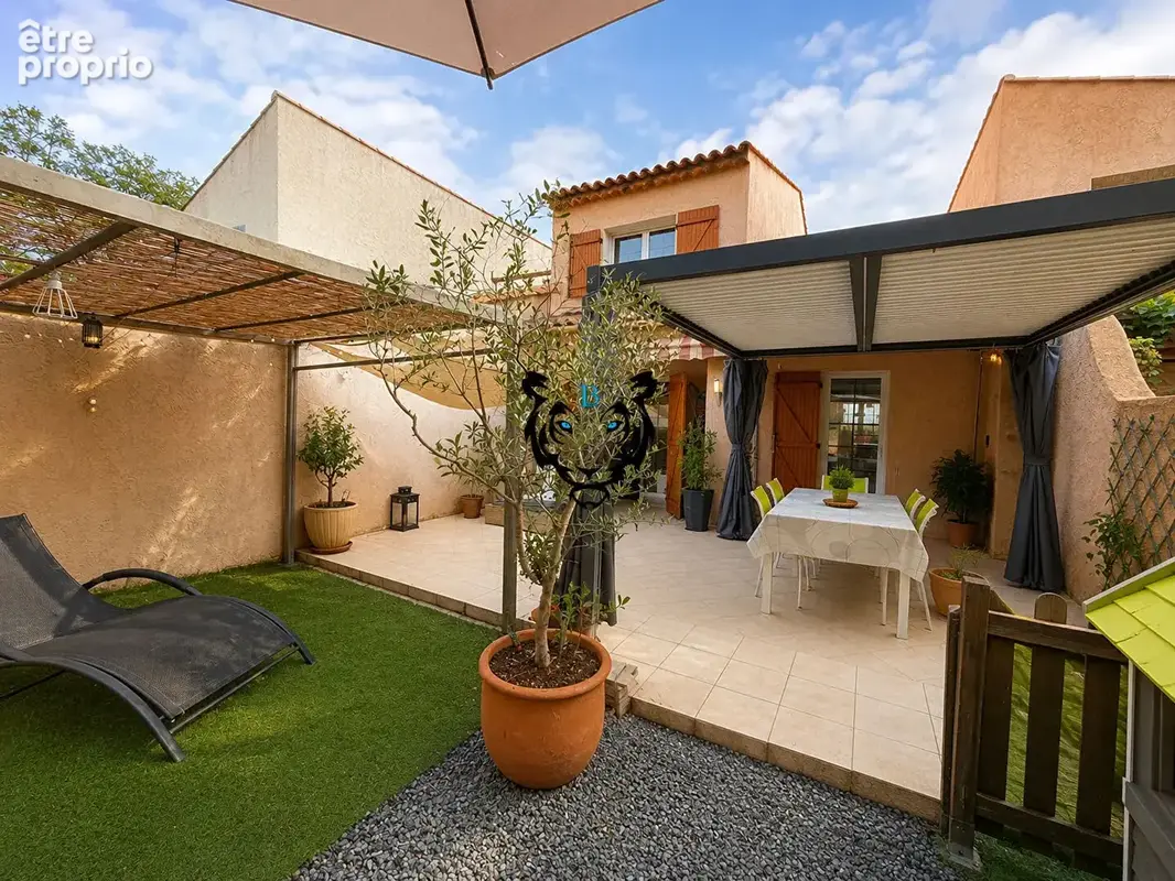 Maison à ROQUEBRUNE-SUR-ARGENS