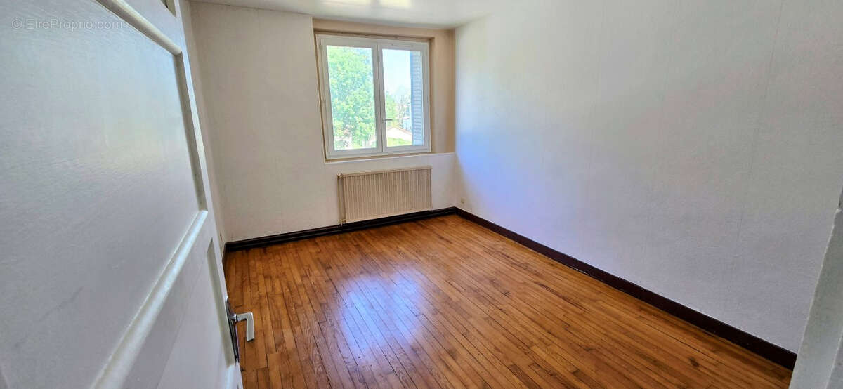 Appartement Gray 3 pièce(s) 61.68 m2 - photo 6