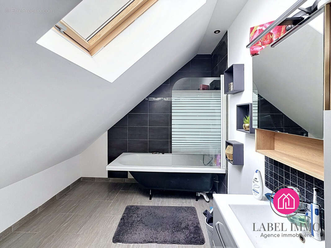 Maison à LAMBRES-LEZ-DOUAI