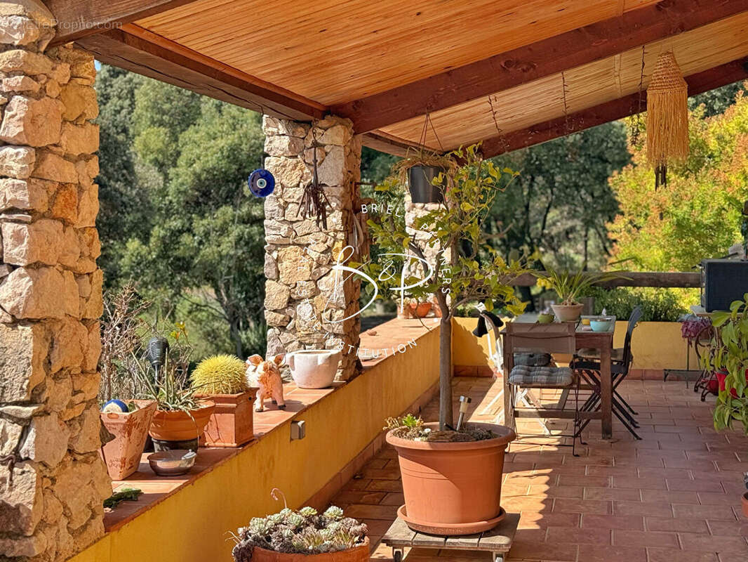 Maison à VILLECROZE