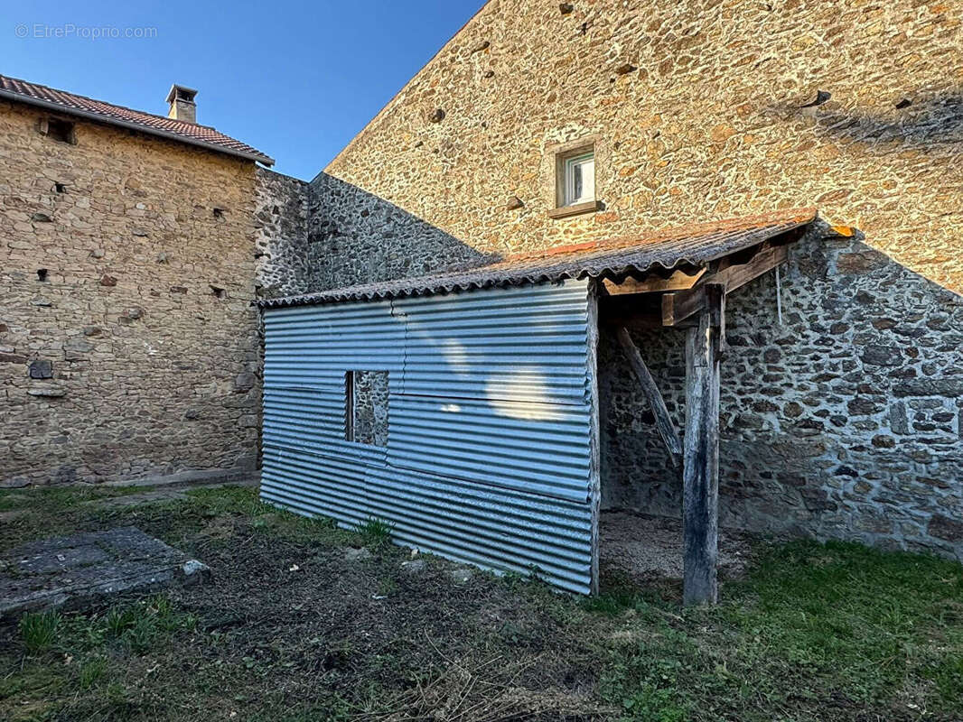 Maison à VILLEFAVARD