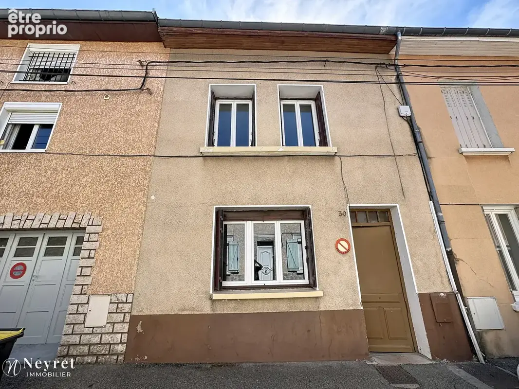 Photo Appartement à Pierre-Benite au prix de 155 000€