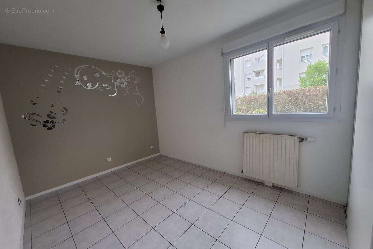 Appartement à BRON