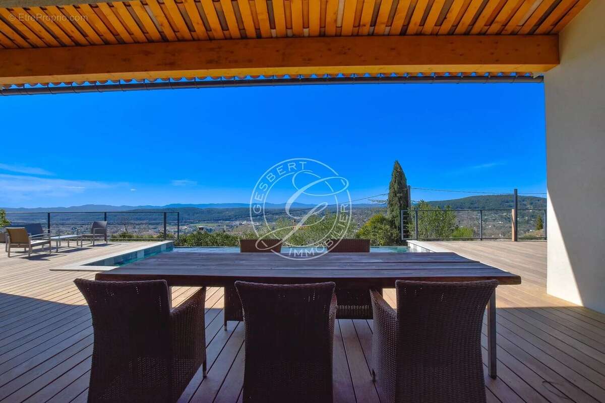 Maison à DRAGUIGNAN