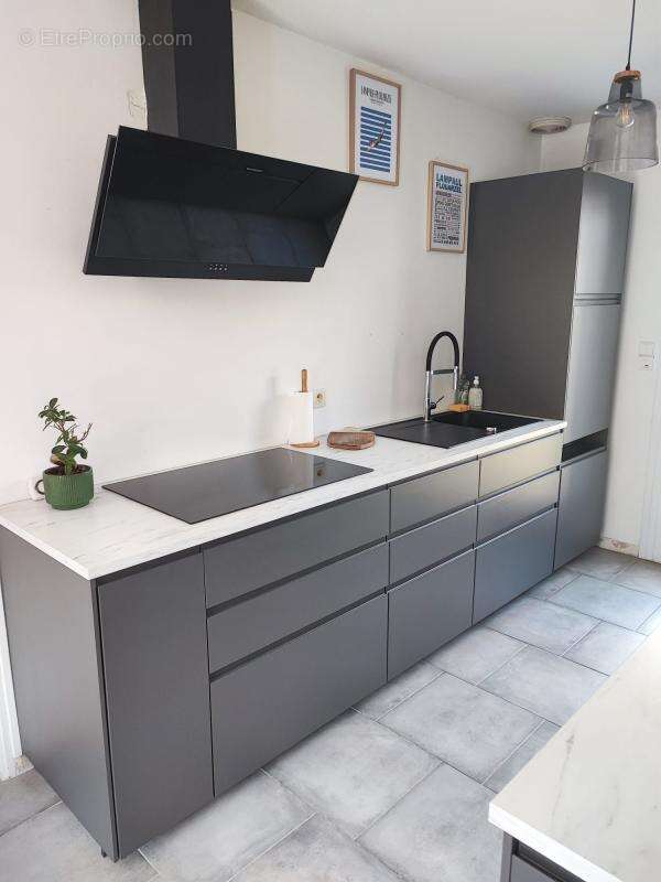 Maison à LAMPAUL-PLOUARZEL