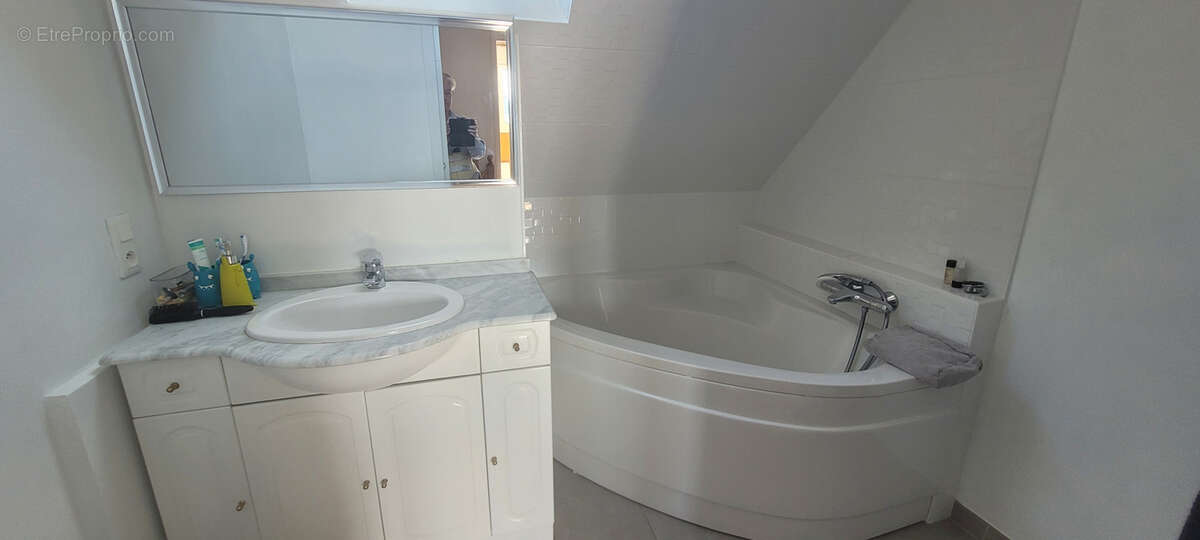 Maison à LEZARDRIEUX