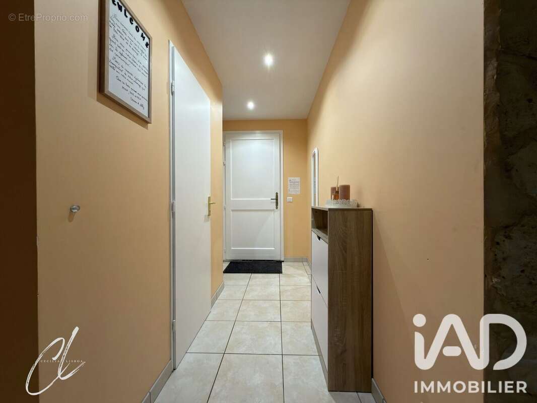 Maison 190 m² à Thoury-Ferottes  - photo 8