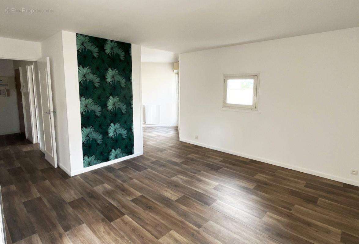 Appartement à ERAGNY