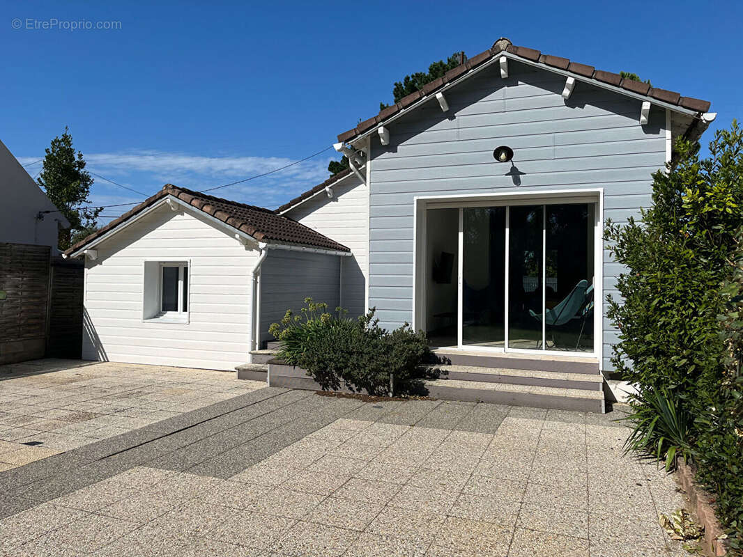 Maison à LA PLAINE-SUR-MER