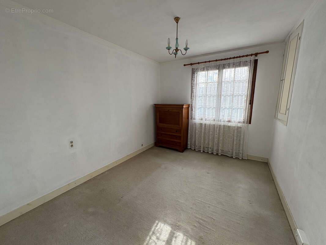 A Bazas Maison avec 2 logements - photo 13