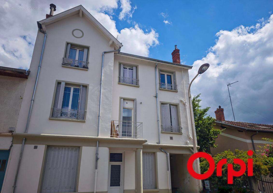 Appartement à LYON-8E