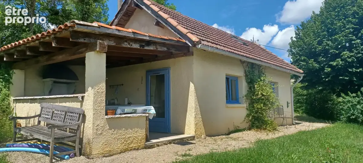 Ensemble typiquement Quercynois Maison + gîte+ piscine sur 2500m2 environ de terrain - photo 9