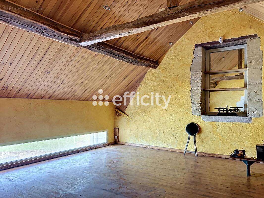 Maison 180 m² à Vouvray  - photo 14