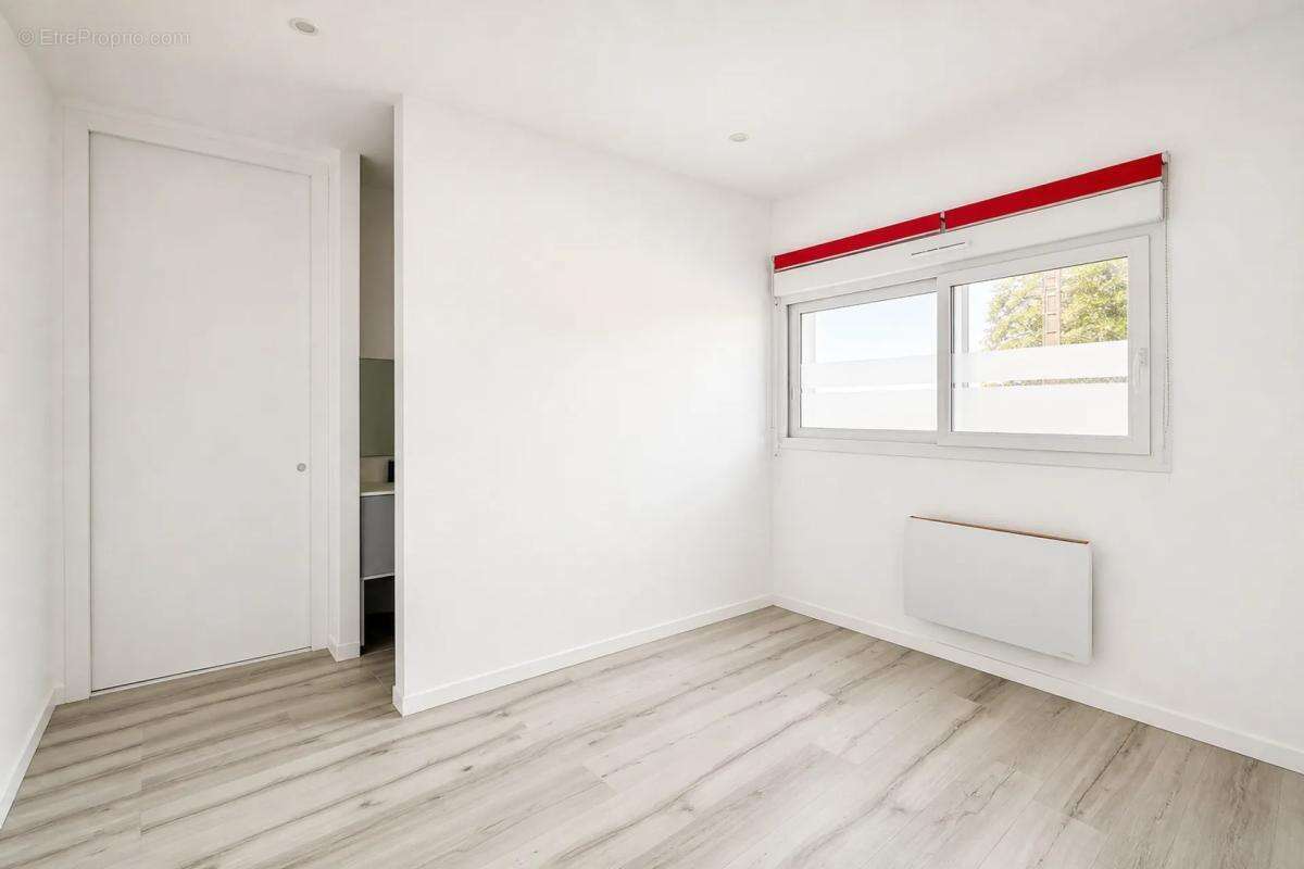 2 Maisons 1) 13 pièces de 476 m²
 2)58 m2 indépendante Cagnotte - photo 12