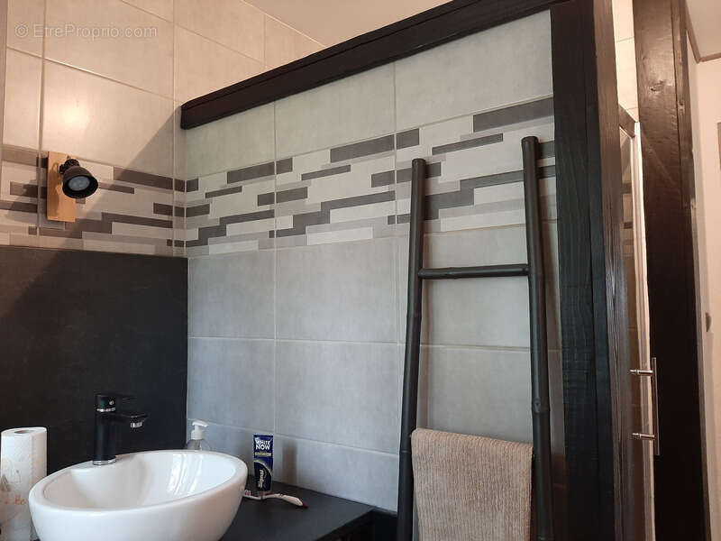 Appartement à PARAY-LE-MONIAL