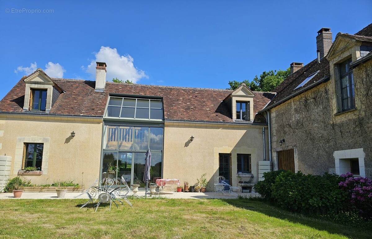 Maison à VILLEDIEU-LE-CHATEAU