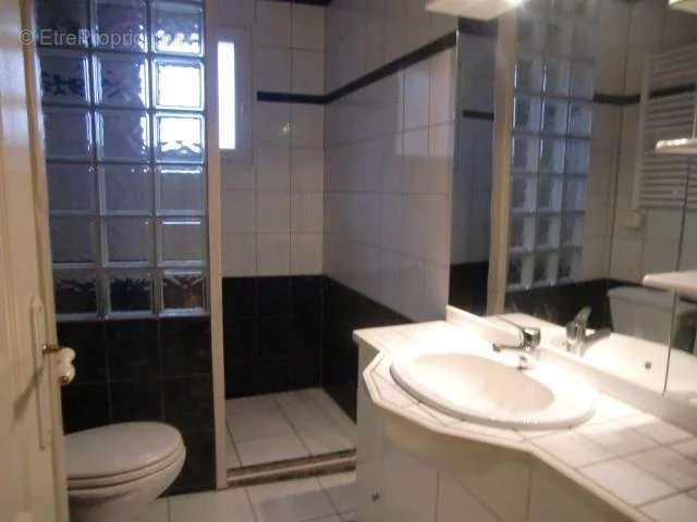 Maison à LAPEYROUSE-FOSSAT