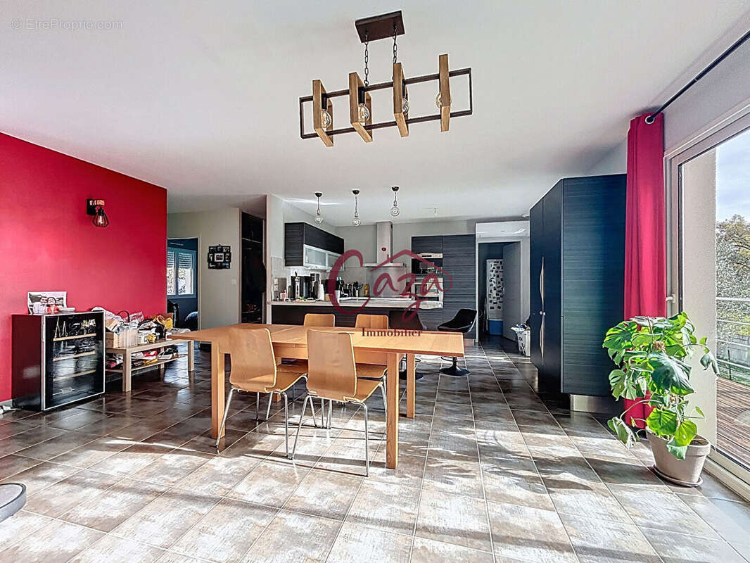 Maison à CAMBLANES-ET-MEYNAC