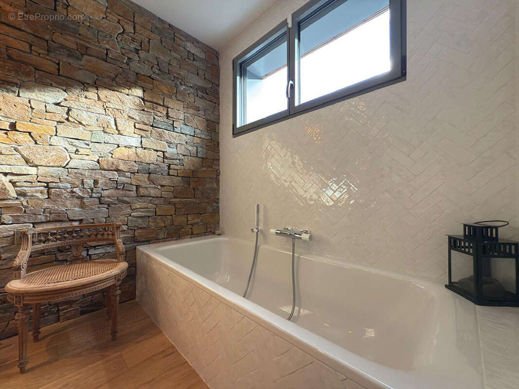 Maison à LE LOROUX-BOTTEREAU