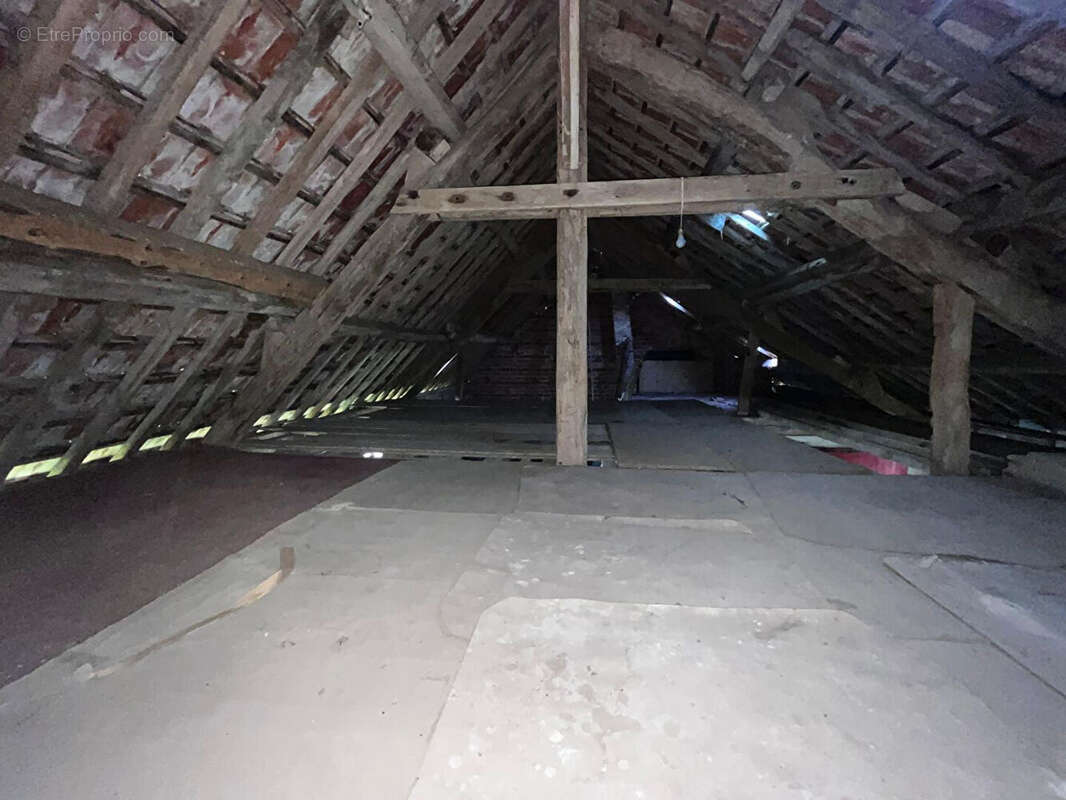 Maison à BROUSSY-LE-GRAND