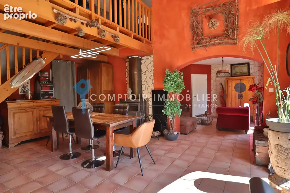 Dept 84 - MAUBEC - Maison de 122 m2 avec piscine et 2 garages sur un terrain de 1 234 m2 - photo 5