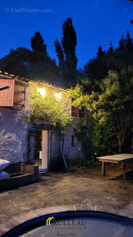 Maison à CIVRAC-DE-BLAYE