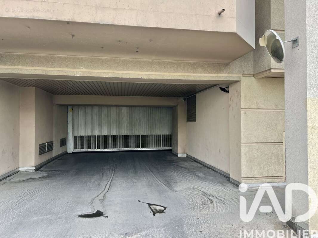 Photo 6 - Parking à LYON-3E