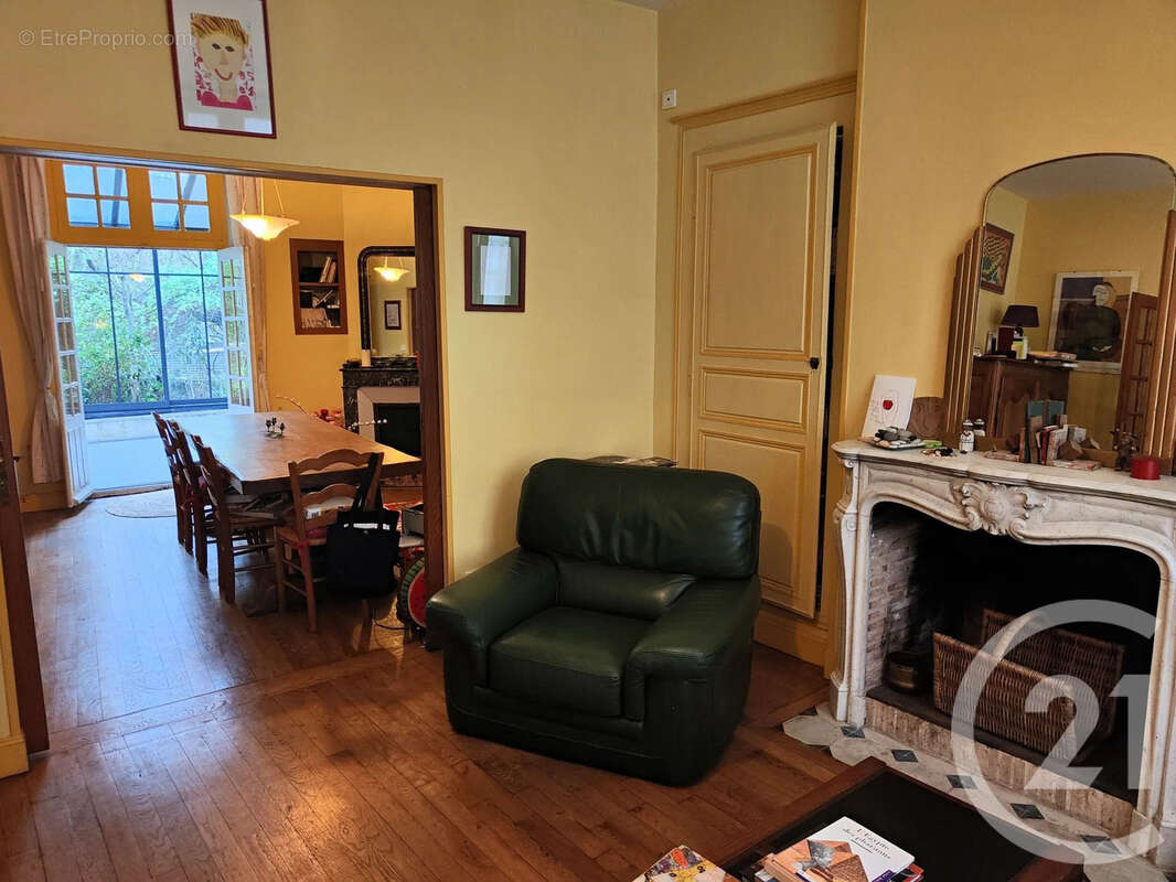 Maison à COSNE-COURS-SUR-LOIRE