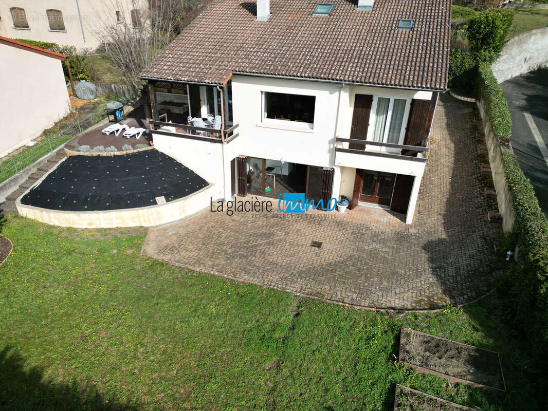 Maison à CLERMONT-FERRAND