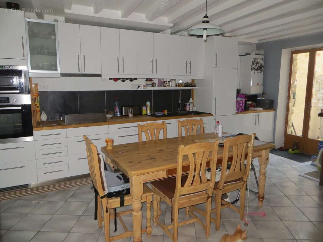 Maison à ISSOU