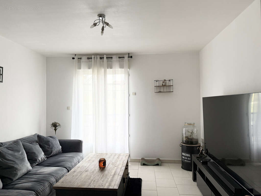 Maison à VILLE-SUR-ILLON