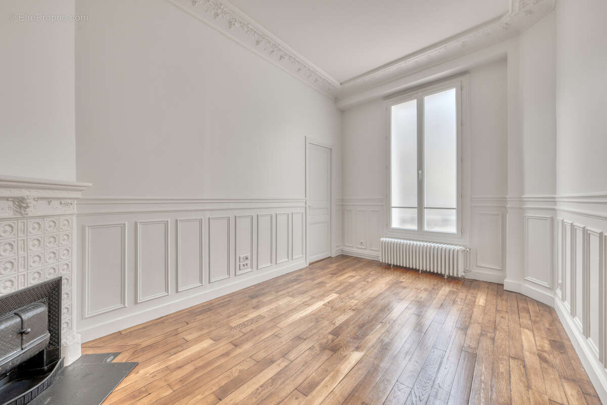 Appartement à LEVALLOIS-PERRET